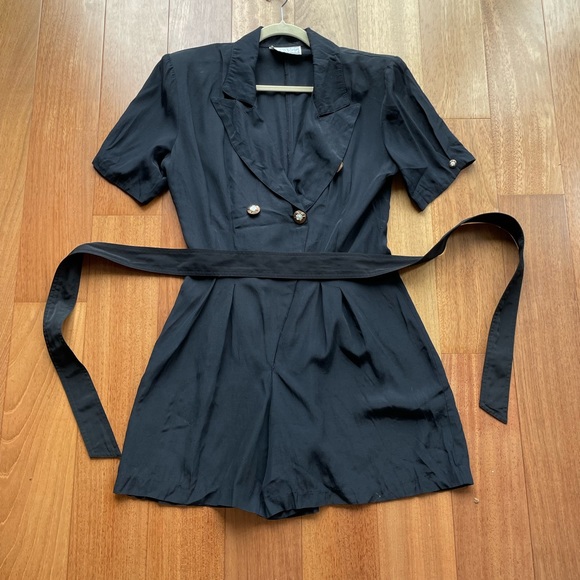 Vintage romper with shoulder pads - Picture 3 of 12